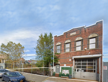 2 story Office / Industrial warehouse building and 7,500 SF vacant lot:  193-199 Varet Street